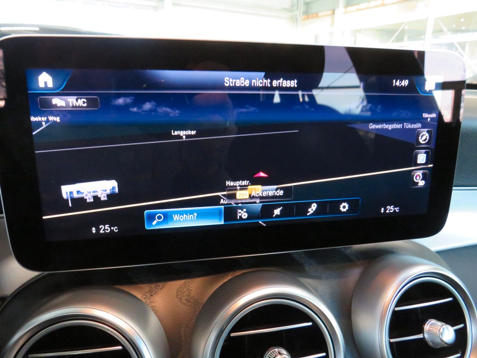 Fahrzeugabbildung Mercedes-Benz GLC 220 d 4M*AMG*AHK*Distronic*CAM*LED