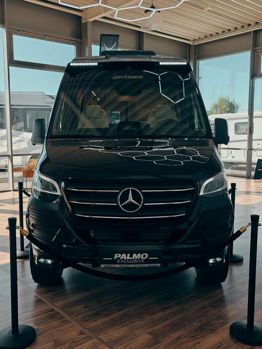 Fahrzeugabbildung HYMER / ERIBA / HYMERCAR GRAND CANYON S 4x4 MB 600 by palmo