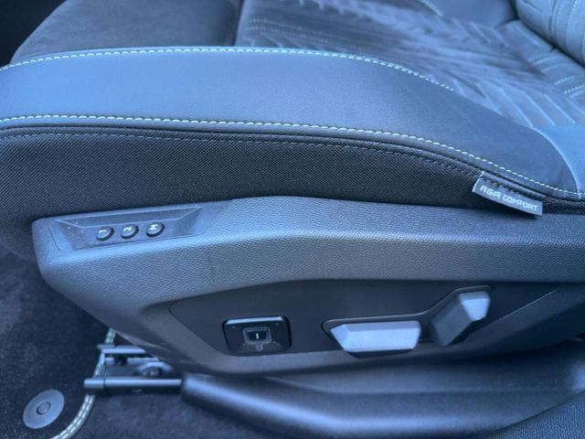 Foto Nummer 16: PEUGEOT 5008