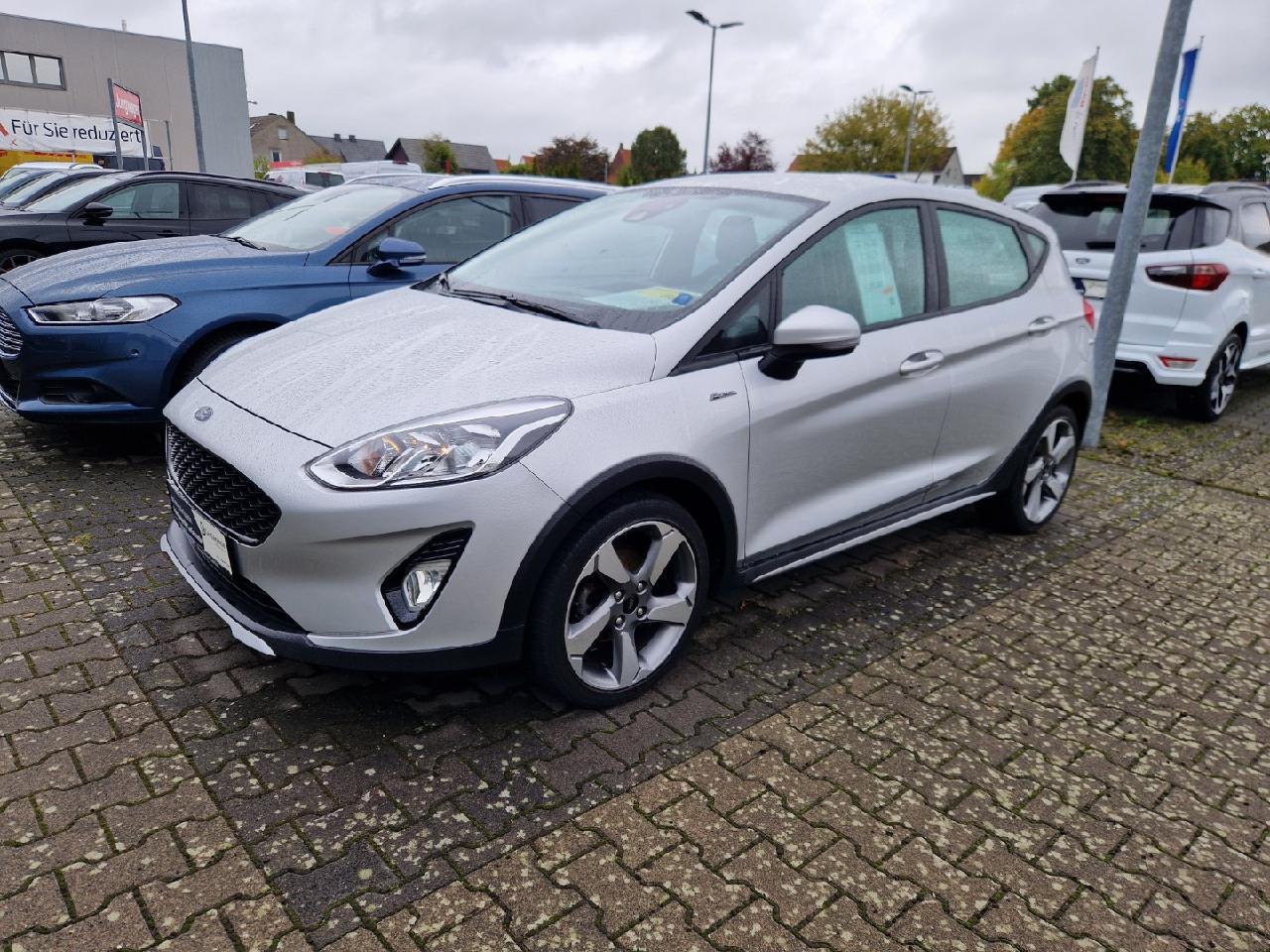 Ford Fiesta Active *Navi Klima