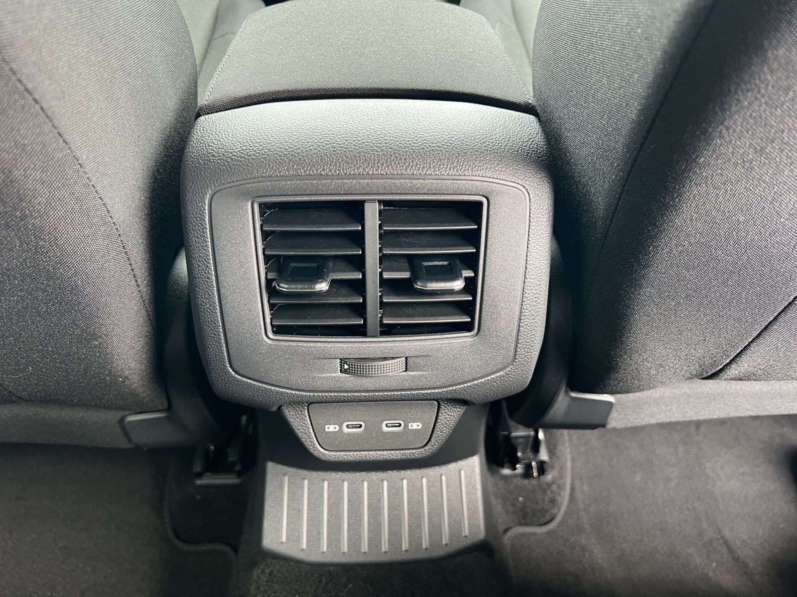 T-Roc Life 2.0 TDI Navi*LED*SHZ