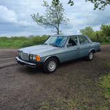 Mercedes-Benz W123 300TD - Mercedes-Benz E 300: 300td