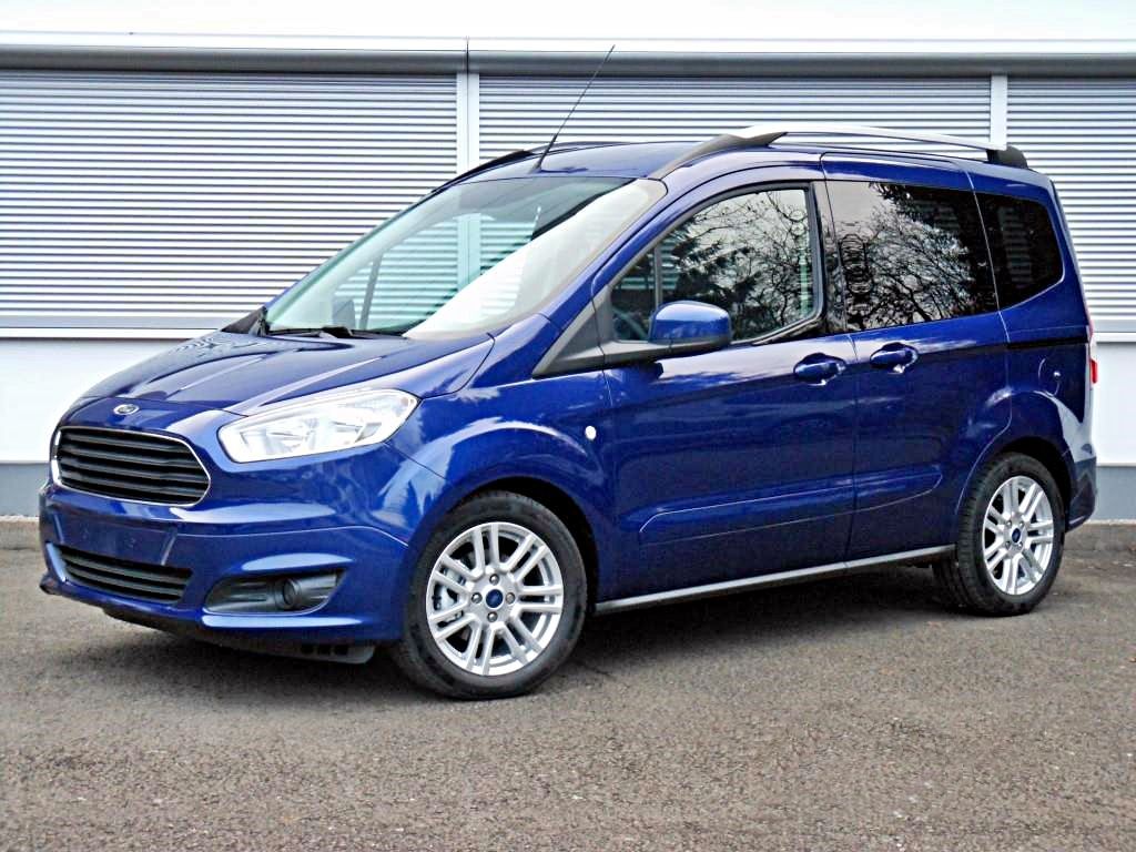 FORD Tourneo Courier