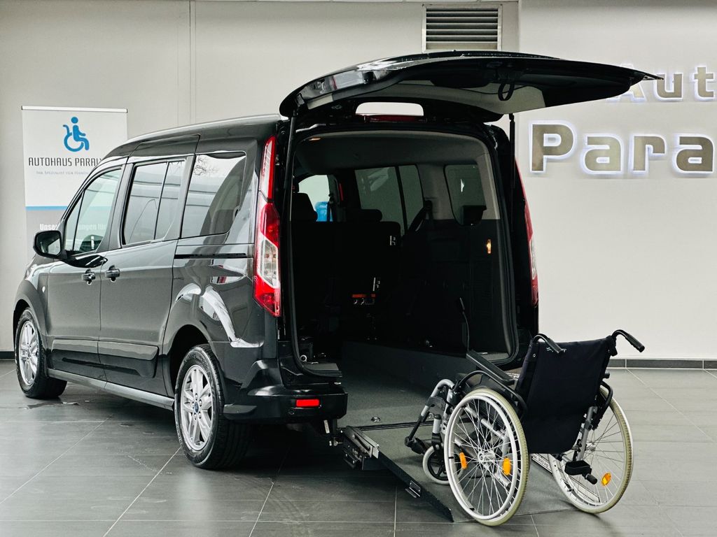 Ford Grand Tourneo