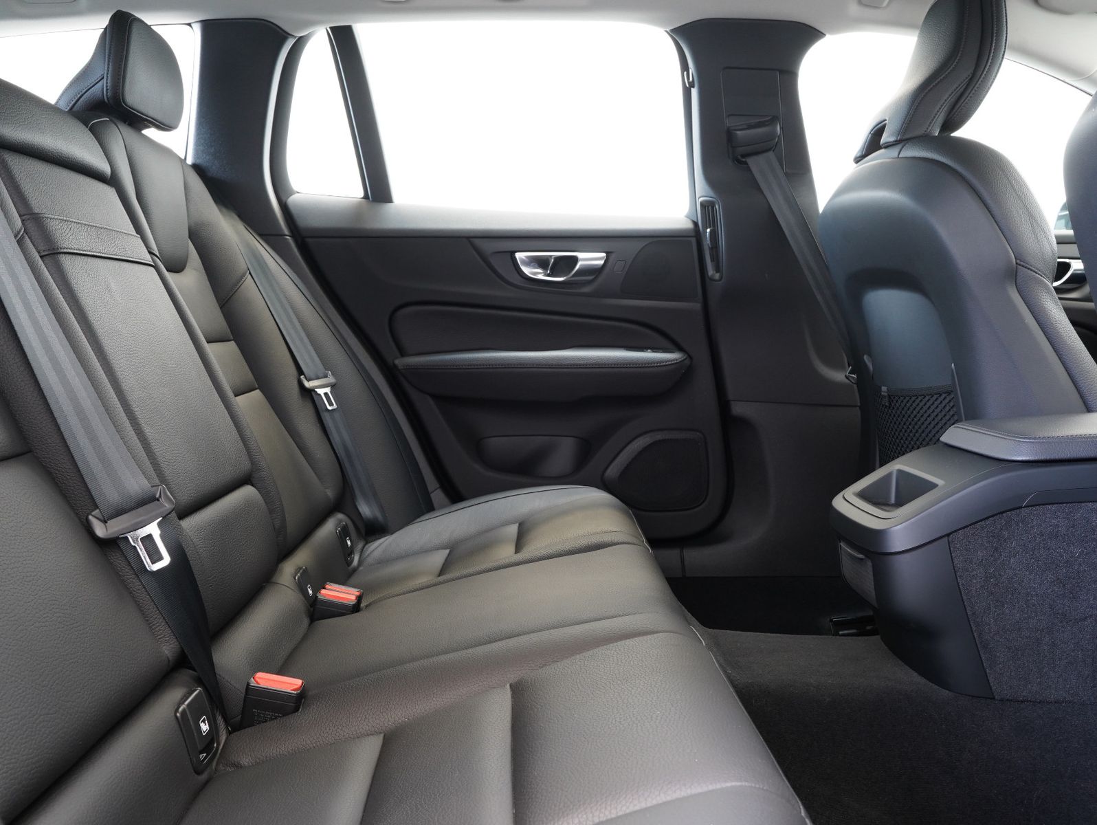 Fahrzeugabbildung Volvo V60 D4 AWD Inscription DAB/KAMERA/INTELLISAFE