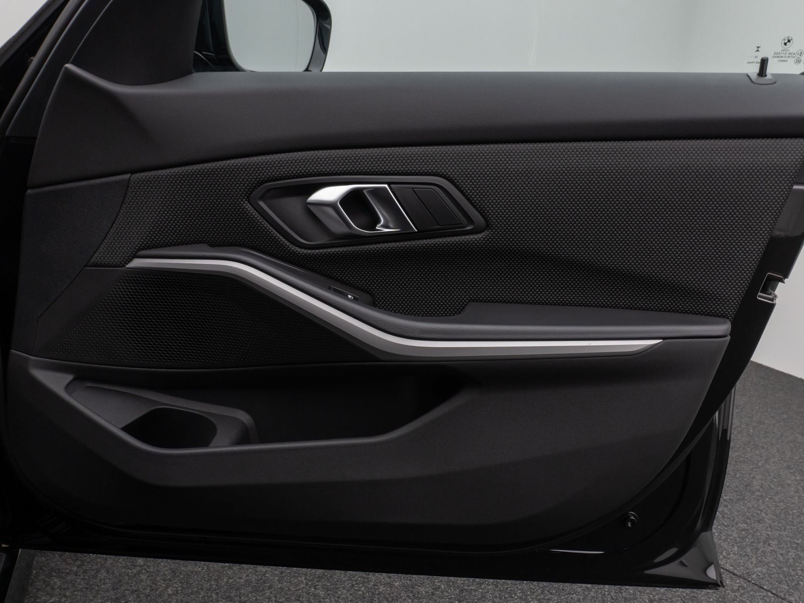 Fahrzeugabbildung BMW 330e xD DAB CockPit+ PDC Geschwindigkeitsreg