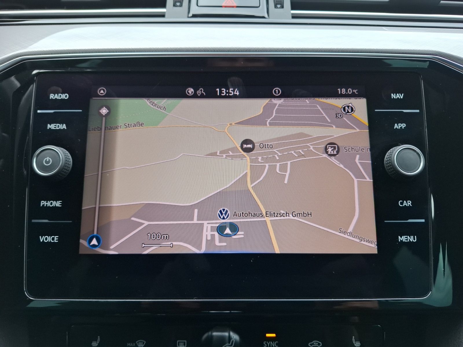 Fahrzeugabbildung Volkswagen Passat Variant GTE Standhzg Matrix AHK Leder ACC