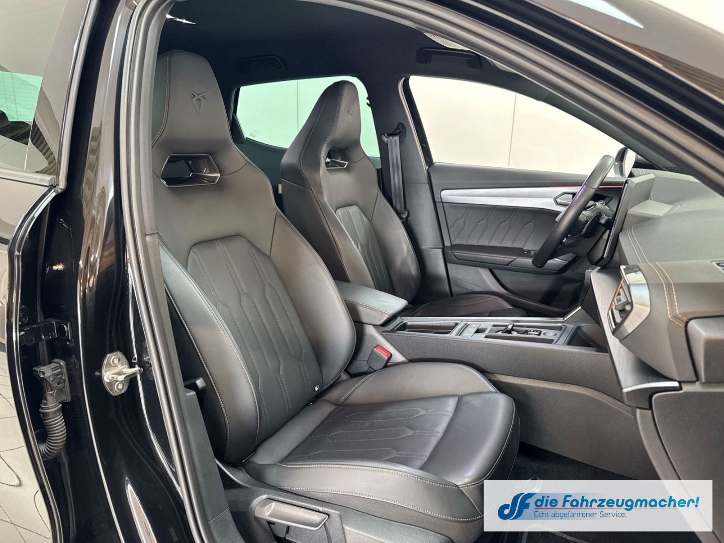 Fahrzeugabbildung CUPRA Formentor VZ5 4Drive AD Navi Leder Digitales Coc