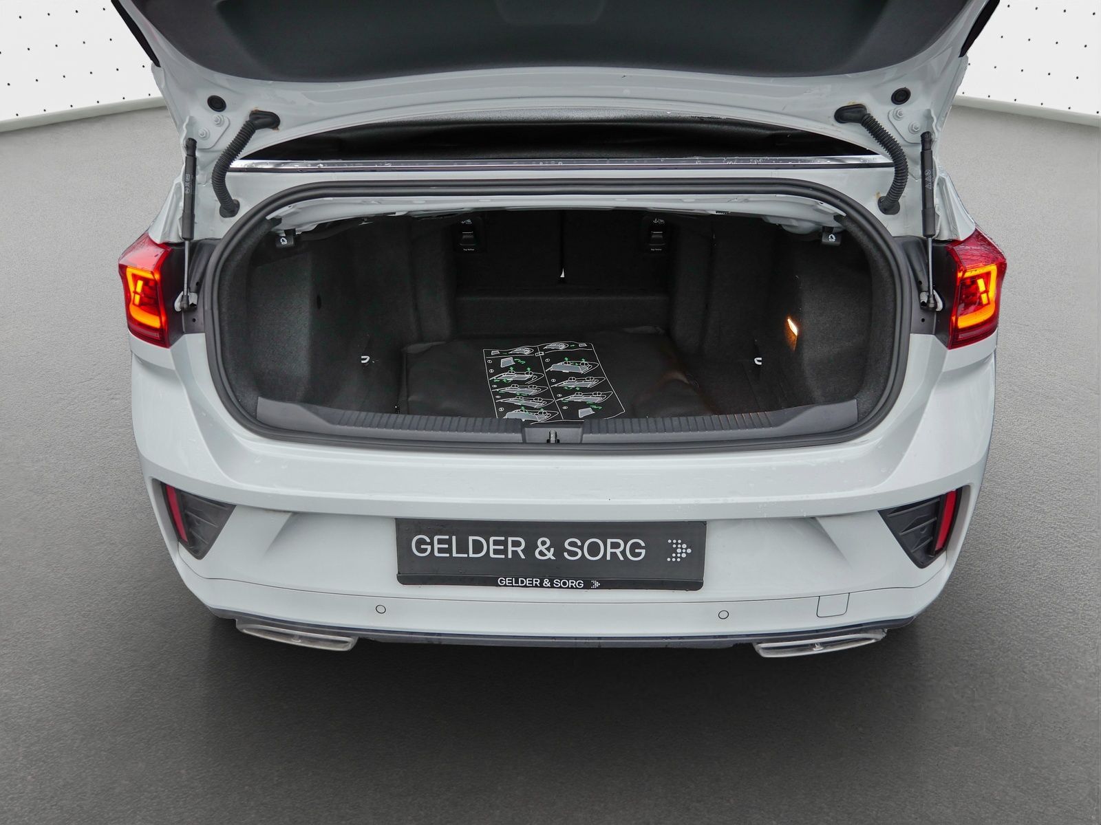 Volkswagen T-Roc - Bild 11