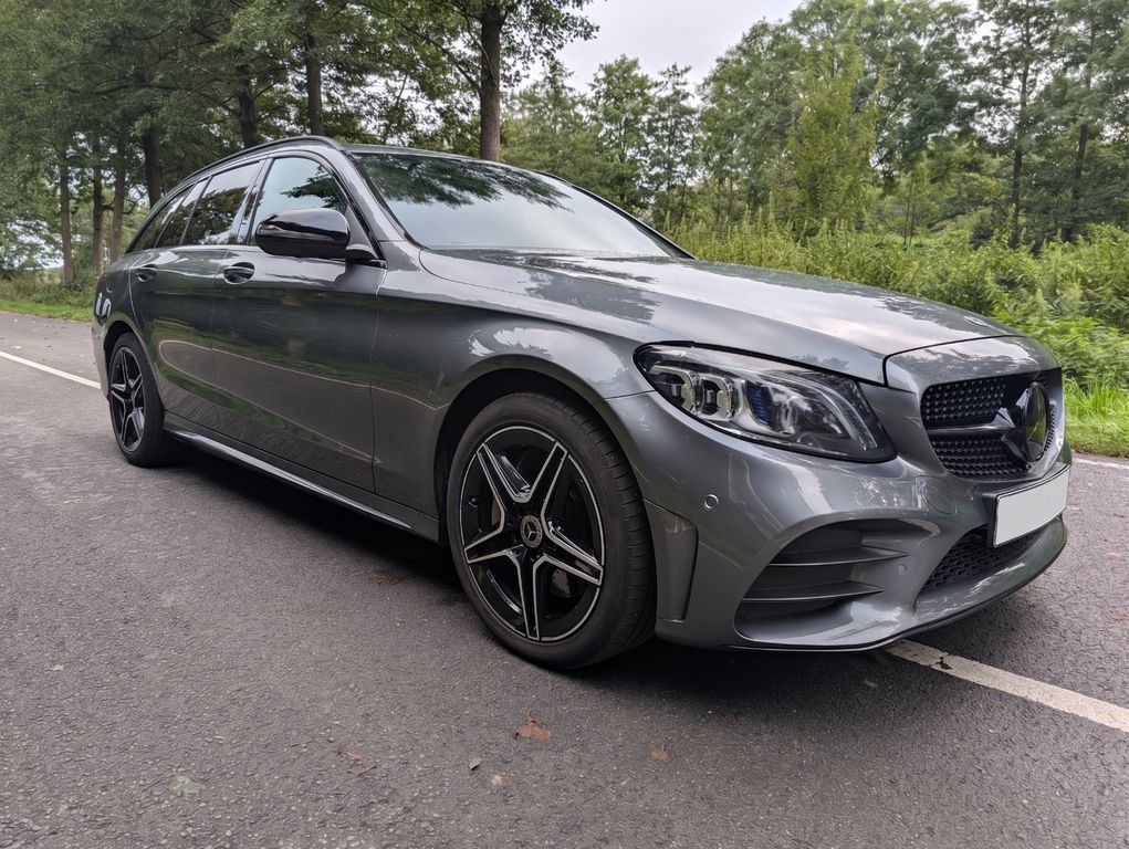 Image of Mercedes-Benz C 300