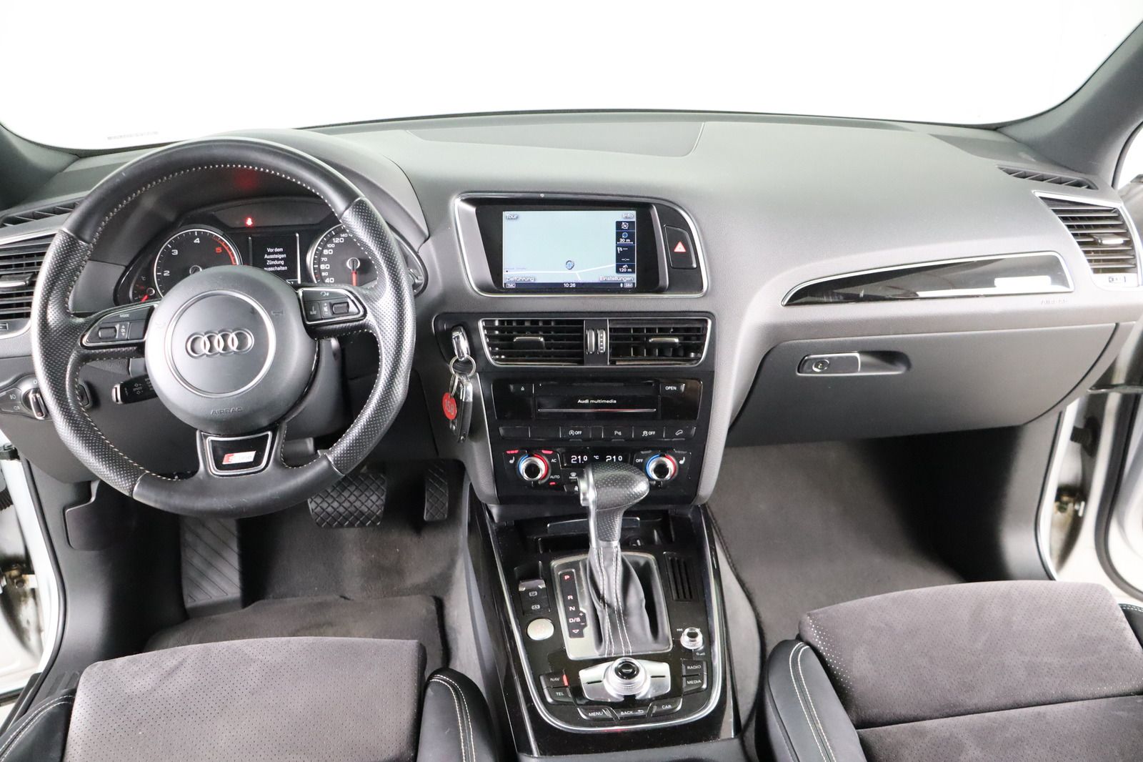 Fahrzeugabbildung Audi Q5 3.0 TDI quattro S- line * Bi- Xe