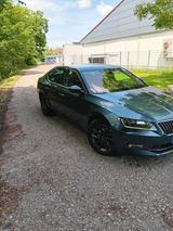 Skoda Superb ,euro 6 ,ACC, 13500 euro FEST... - Skoda Superb mit Diesel-Antrieb: Limousine, 1.6