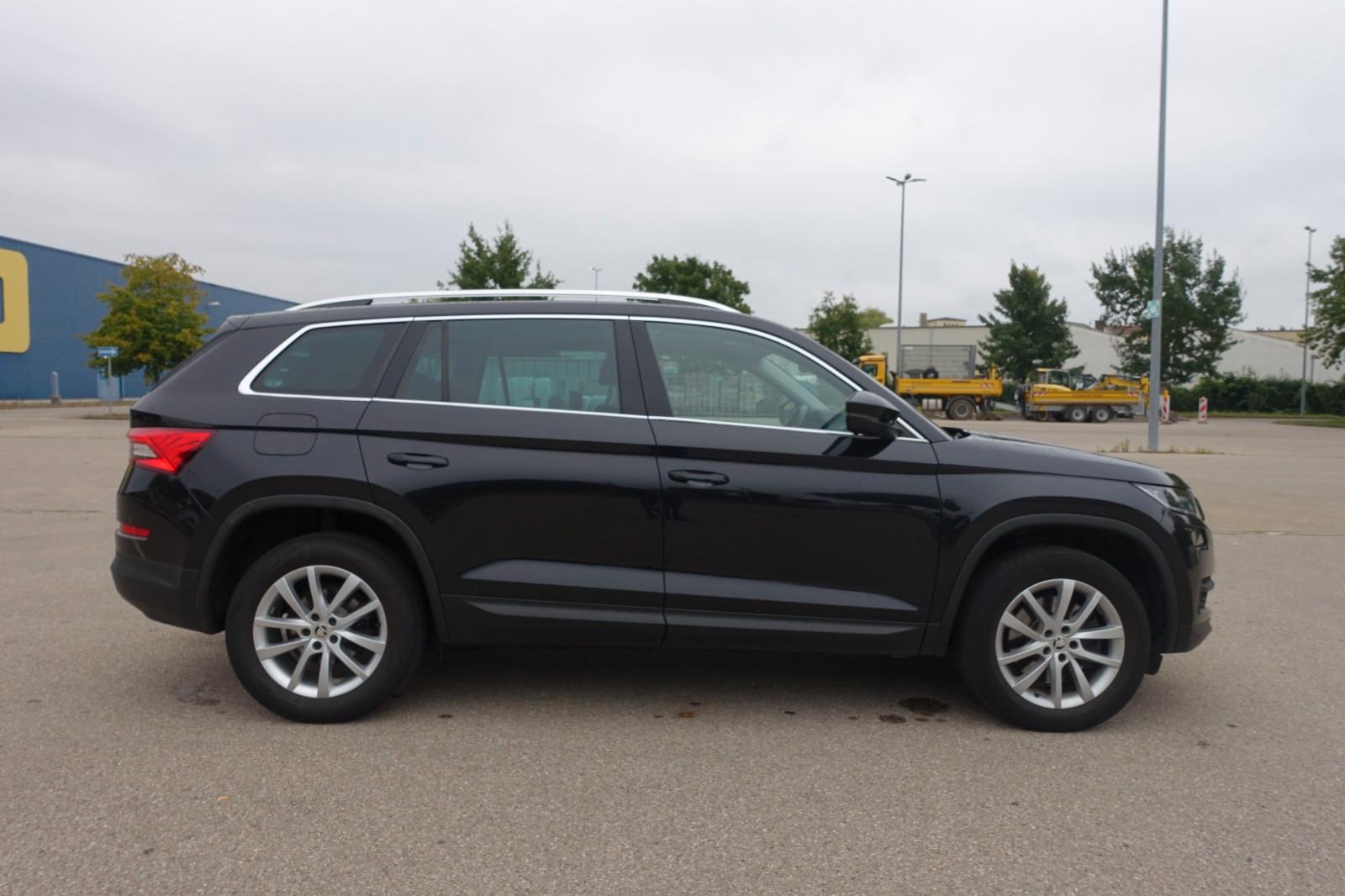 Skoda Kodiaq Style 4x4 2,0TDI DSG LED Navi SHZ AHK ACC