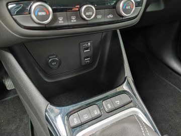 Bild 12 Opel Crossland (X) Crossland Ultimate +M-LED+SHZ+KAMERA+NAVI+KLIMA+