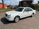 Mercedes-Benz Mercedes W210 E280 V6 Xenon|AHK|Mulitkontu... - gebrauchte Mercedes-Benz E 280 aus dem Jahr 1998