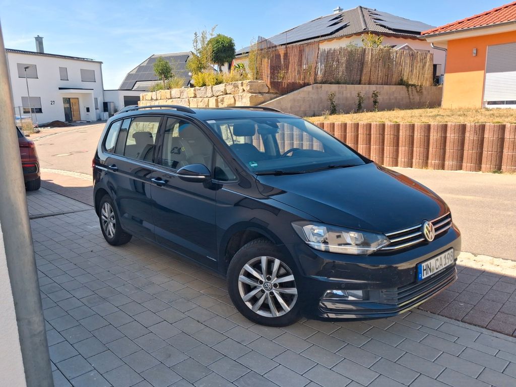 Image of Volkswagen Touran