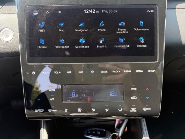 Fahrzeugabbildung Hyundai Tucson Trend Plug-In Hybrid 4WD +LED+SHZ+RFK+PDC