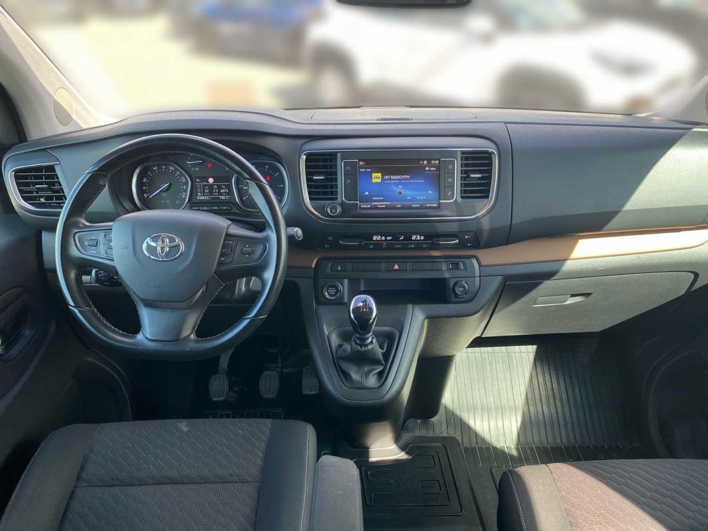 Toyota Proace Verso 1,5-l-D-4D L1 (8-Si.) Verso Team D