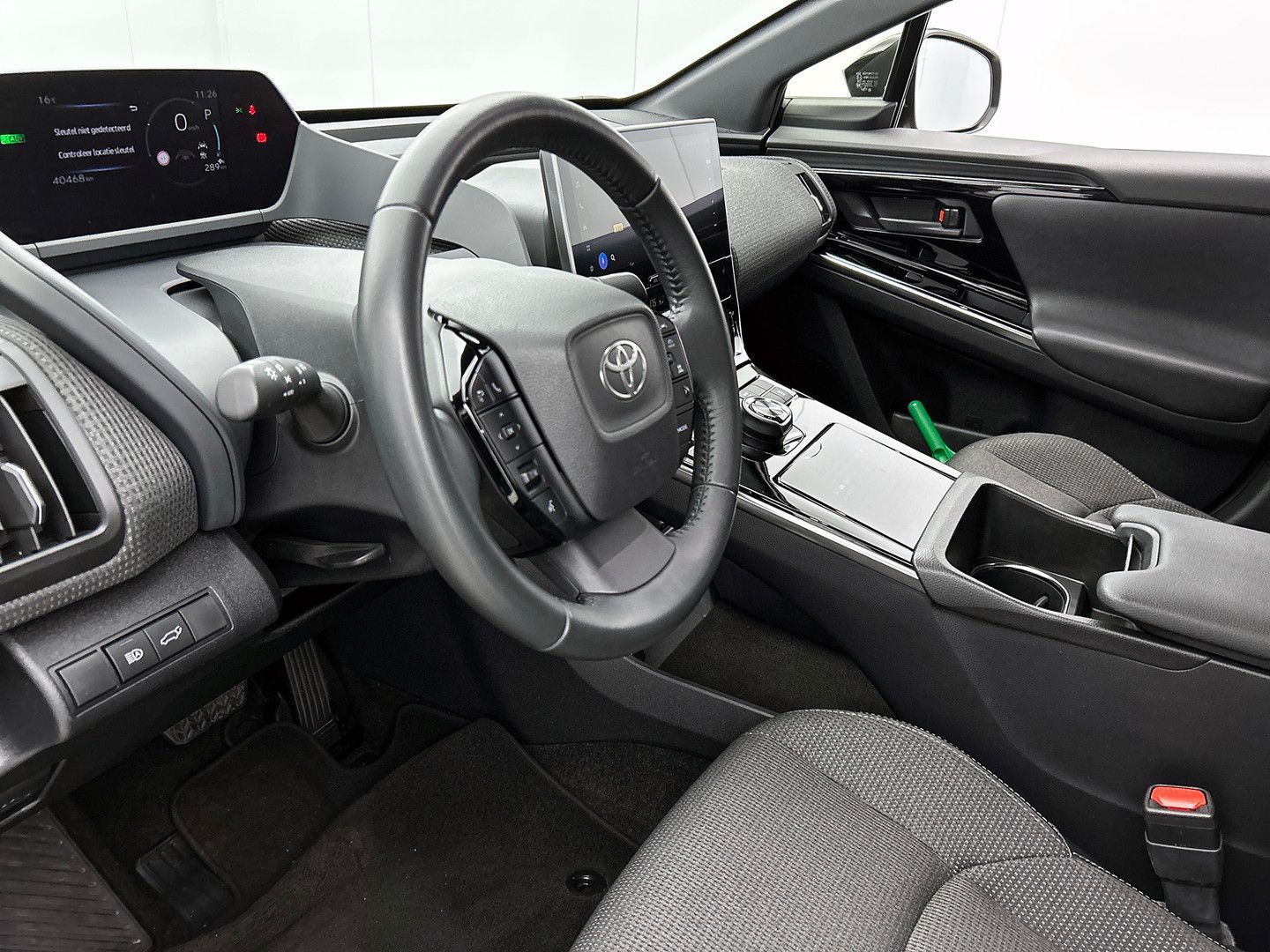 Toyota bZ4X Business Plus 71 kWh Stoelverwarming, CarPl imagem 2