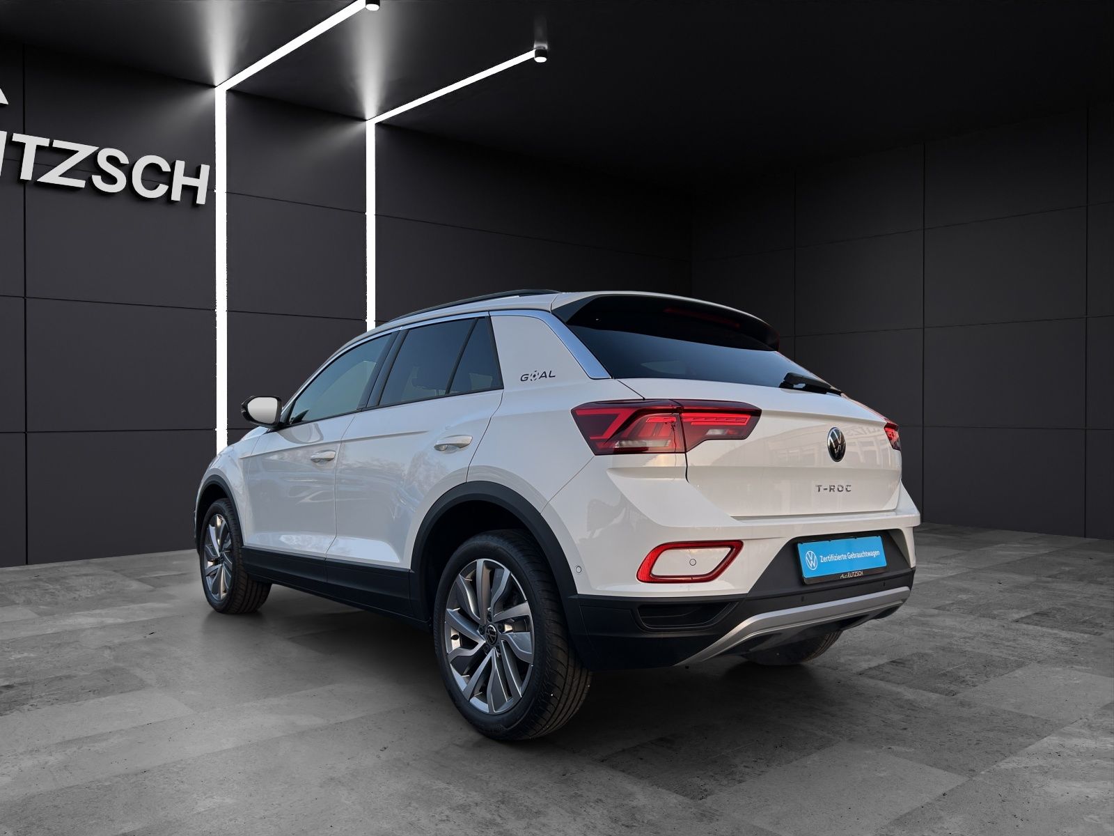 Fahrzeugabbildung Volkswagen T-Roc Goal TSI DSG LED+ ACC SH RearView Ambiente