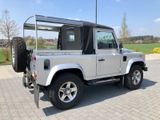 Land Rover Defender 90 TD4 Softtop - Land Rover Defender aus 2012