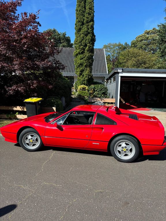 Ferrari 328