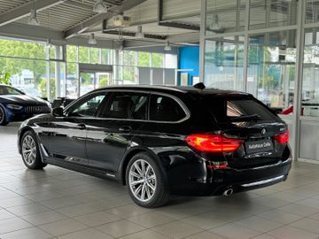 Fahrzeugabbildung BMW 520d Tour Lux.Line AHK ACC HUD M Sportfahrwerk