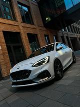 Ford Focus ST Performance Milltek H&R Tuning B&O Head - Ford: Tuning