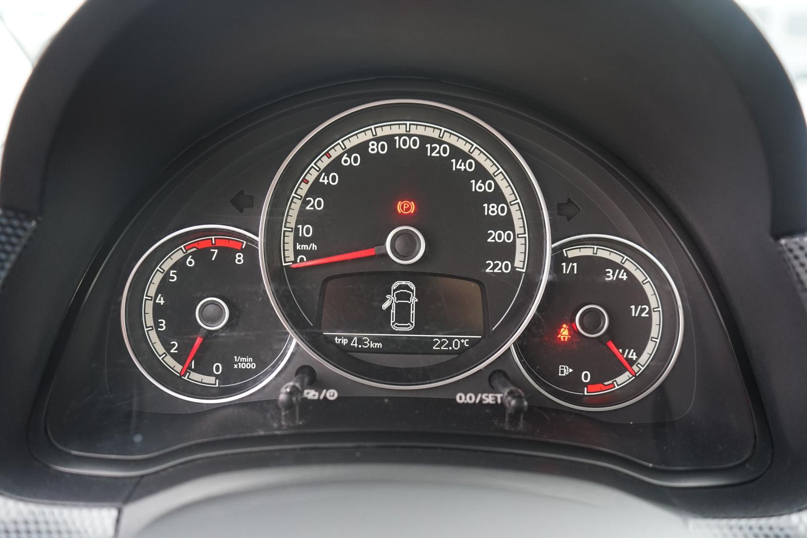 Volkswagen Up 1.0 MPI Kamera Sitzheizung Tempomat DAB, миниатюра 16