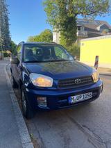 Toyota RAV 4 1.8-l-VVT-i 4x2 - - Toyota RAV 4 aus 2003