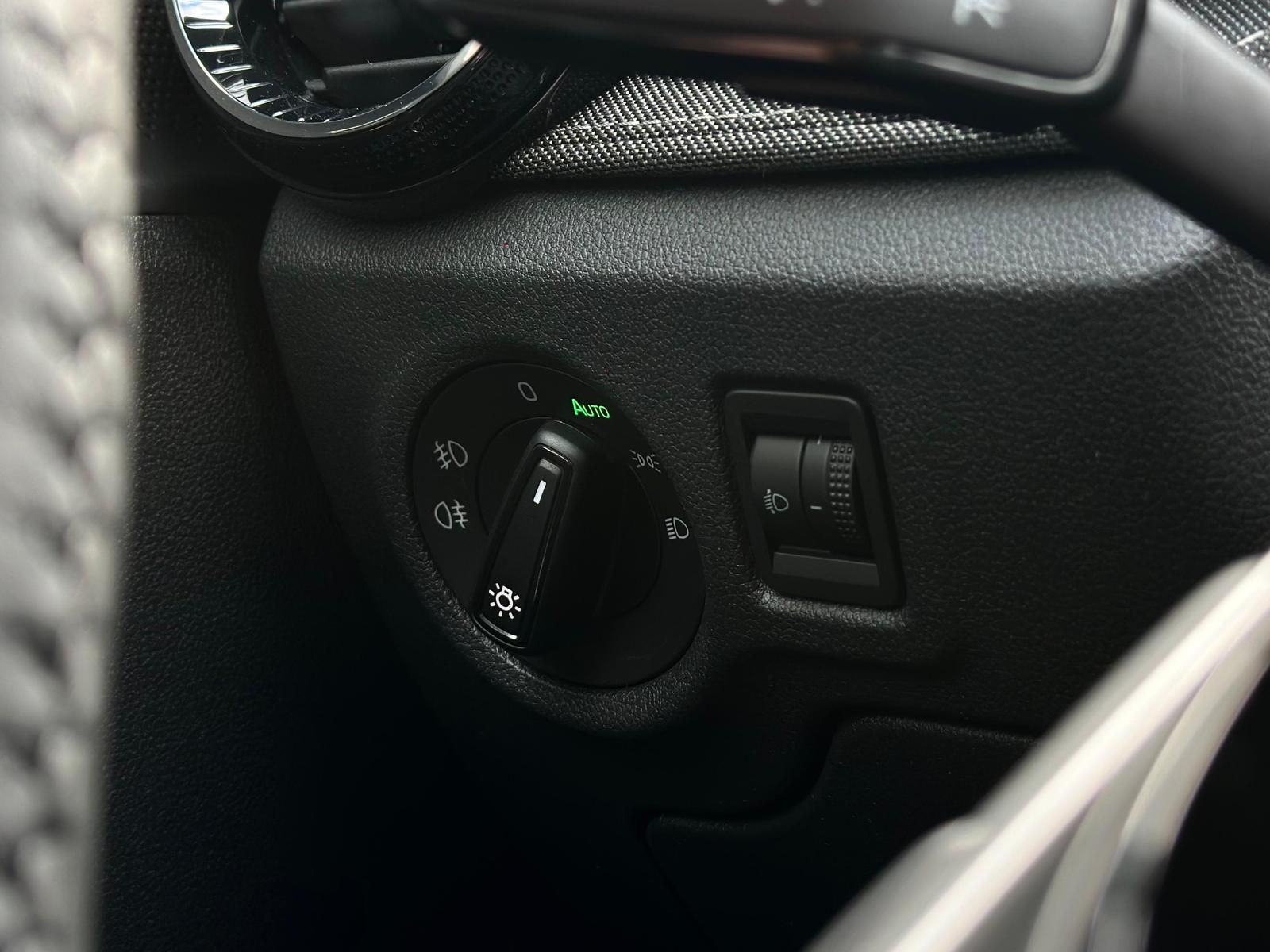 SKODA Fabia 1.0TSI SELECTION 130 JAHRE PREMIUM EDITION - Image 19