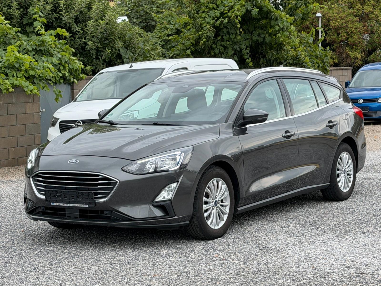 Ford Focus Turnier Titanium 1.0i LED+NAVI+LHZ+TEMP+LM