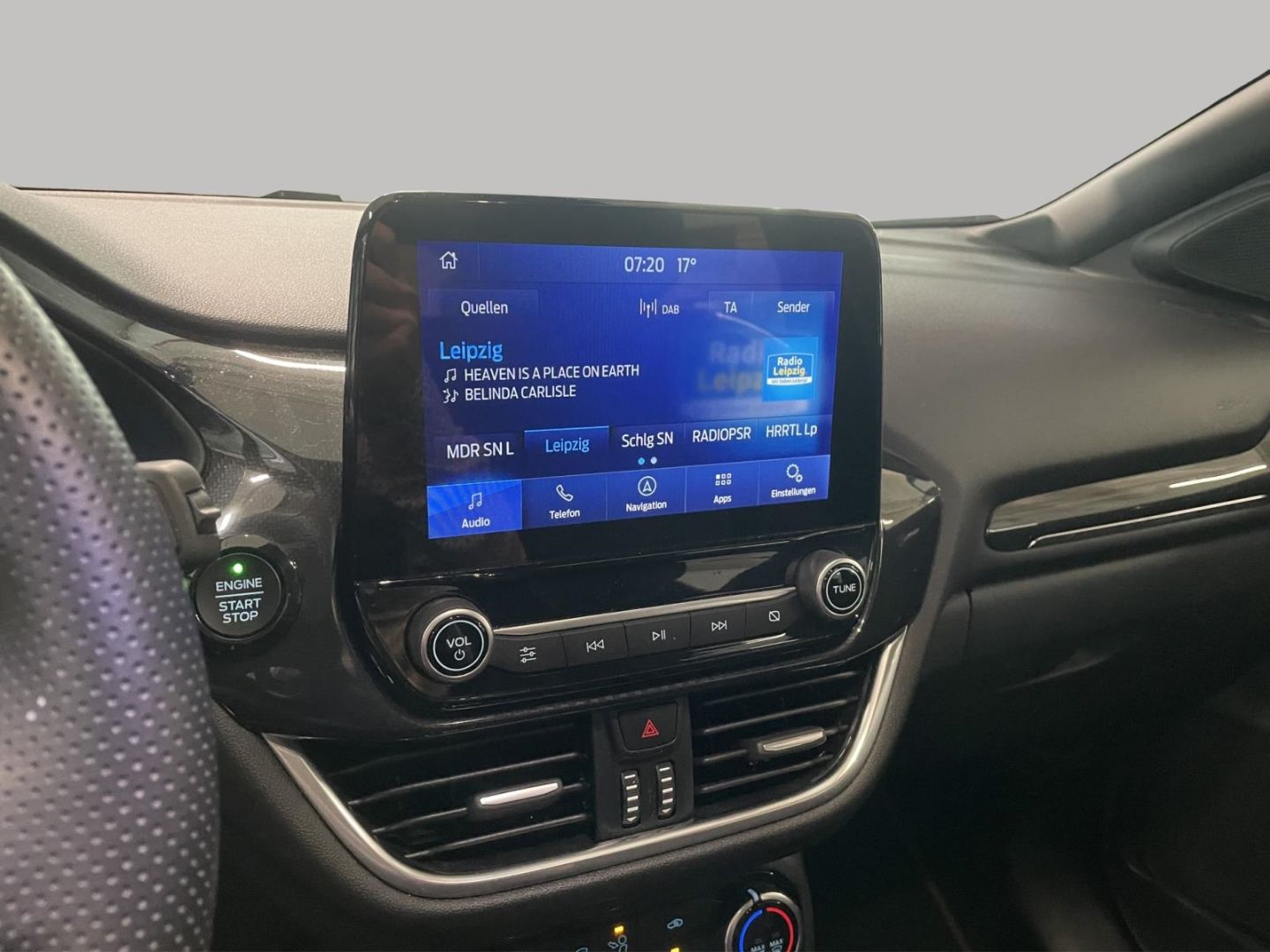Fahrzeugabbildung Ford Puma ST-Line MHEV LED-Scheinwerfer PDC
