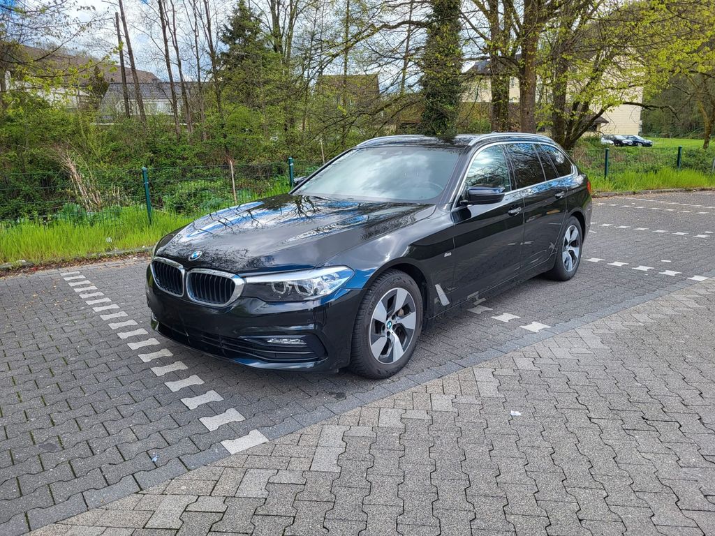 Image of BMW 530