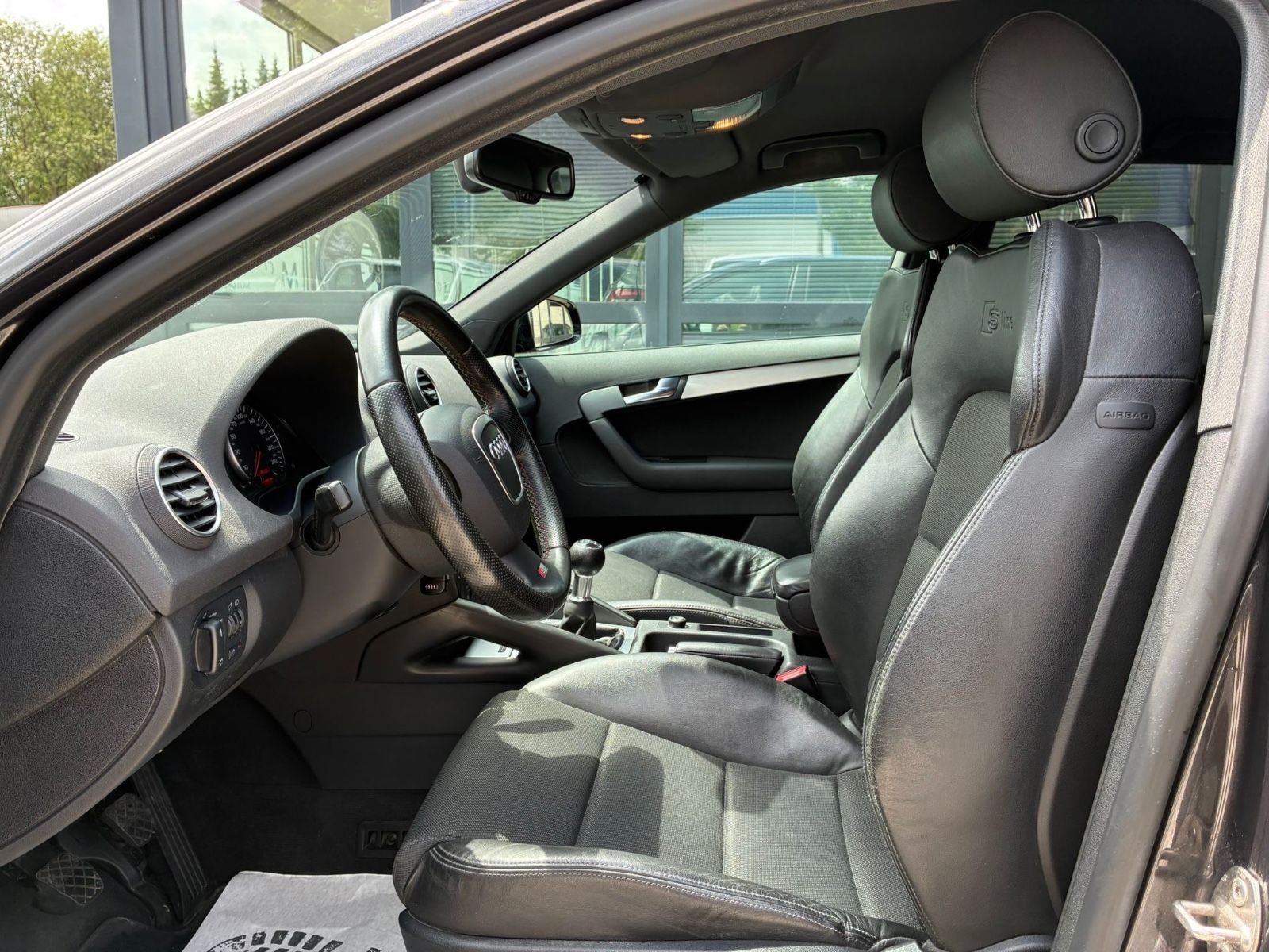AUDI A3 A3 Sportback 2.0 TDI S line Sportpaket plus, Ansicht 11