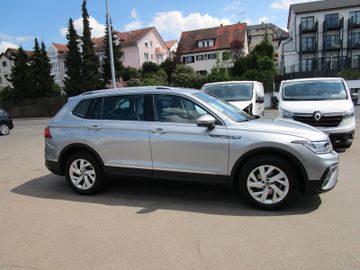 Volkswagen Tiguan Allspace - 6