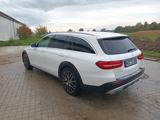 Mercedes-Benz E 400 d 4MATIC T All-Terrain Autom. All-Terrain - gebrauchte Mercedes-Benz E 400 aus dem Jahr 2020
