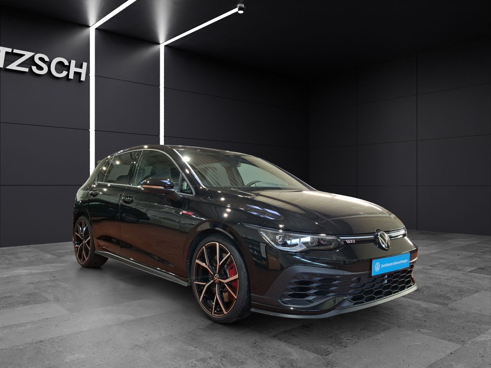 Fahrzeugabbildung Volkswagen Golf VIII GTI DSG Clubsport R-Performance MATRIX