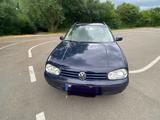 Volkswagen Golf 1.4 Basis Variant Basis - Volkswagen Golf aus 2004: Kombi