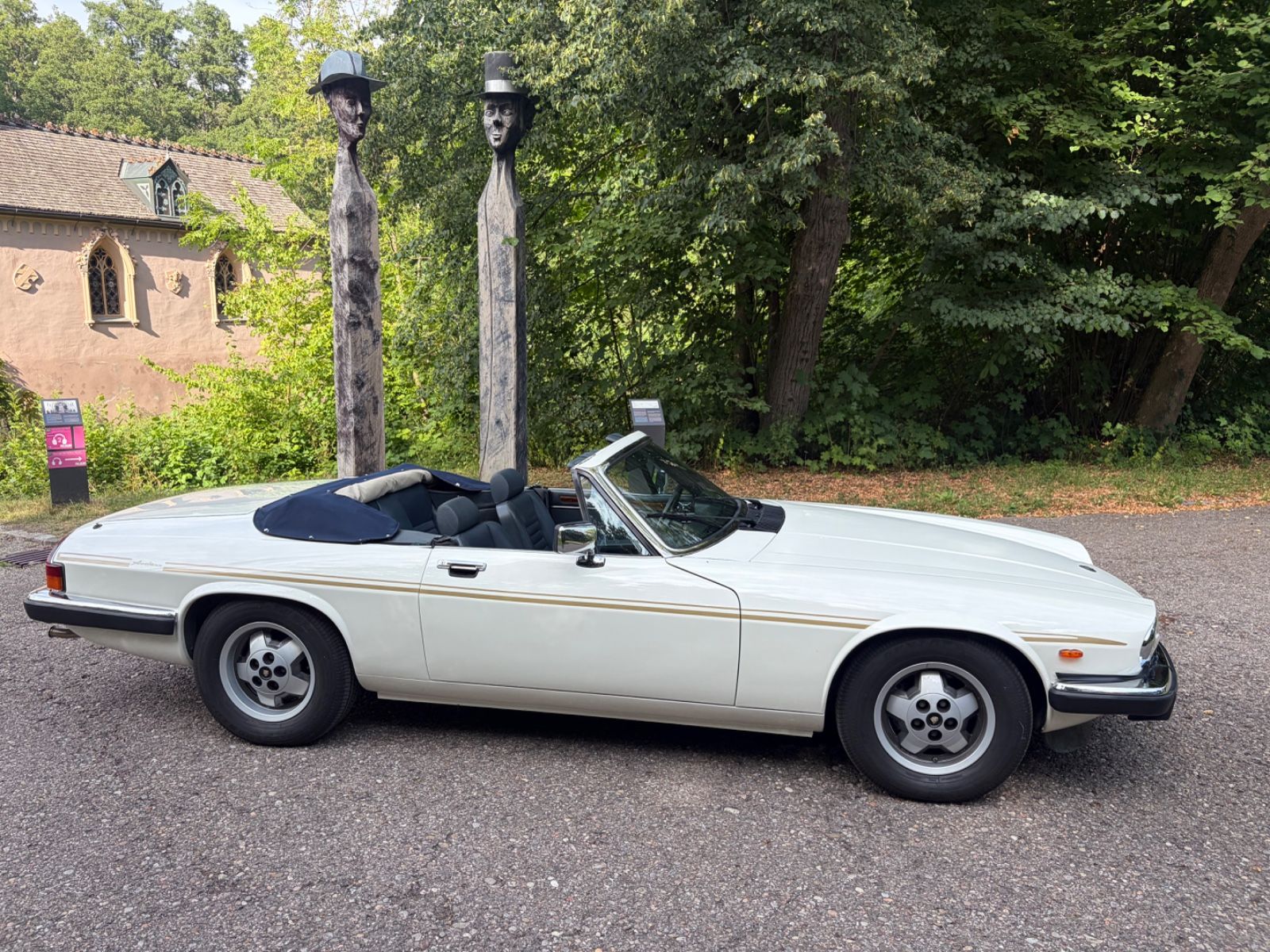 JAGUAR XJSC 8