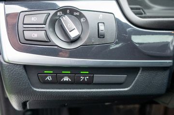 Fahrzeugabbildung BMW 520d xDrive Touring PANO|NAVI|ACC|SPUR|SHZ|AHK