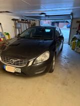 Volvo V60 T4 Geartronic Powershift - - gebrauchte Volvo V60 aus dem Jahr 2011