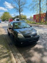 Renault Clio 1.2 - Renault Clio aus 2003