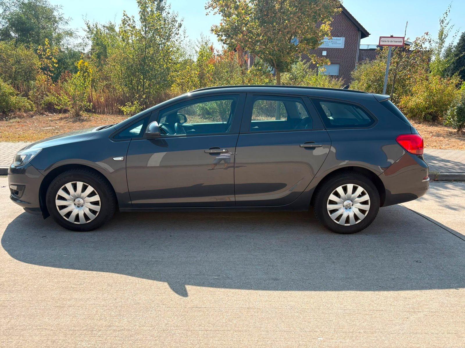 Opel Astra 2015 — photo 6