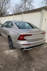 Volvo S60 B5 AWD Ultimate Dark / Bright Dusk Metallic - Volvo S60: Ultimate Dark