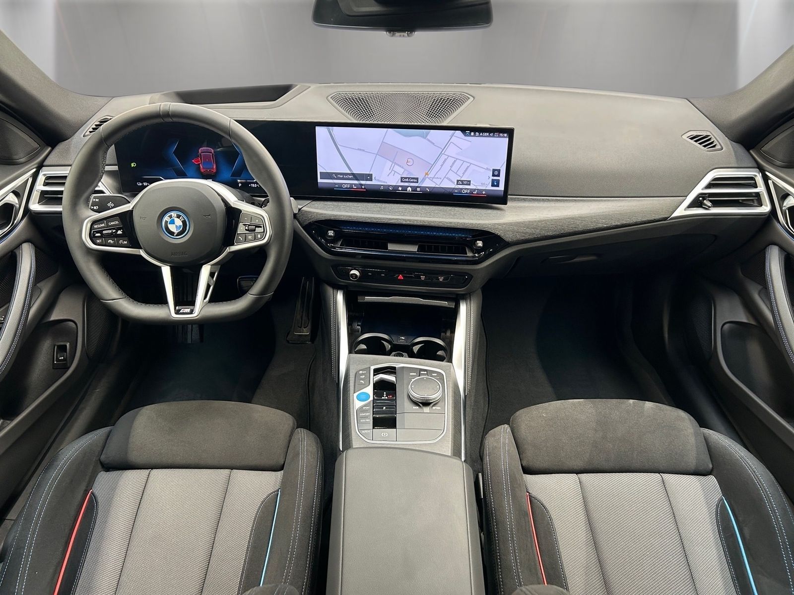 BMW i4 - Bild 12