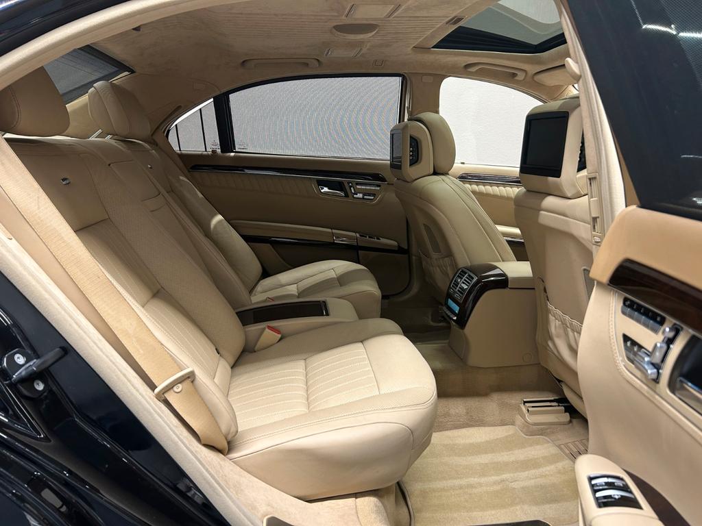 Mercedes-Benz S 600