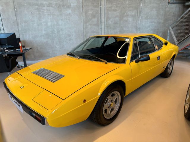 Ferrari Dino GT4 208 Gesamtzustand 2+ 25 Jahre im Museum