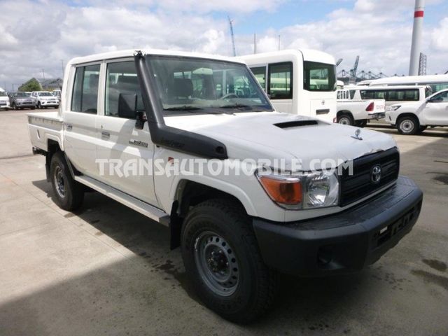 Toyota Land cruiser 79   VDJ V8 79 DOUBLE CABIN -EXPORT