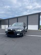 Skoda Octavia - Skoda Octavia aus 2004 mit Diesel-Antrieb
